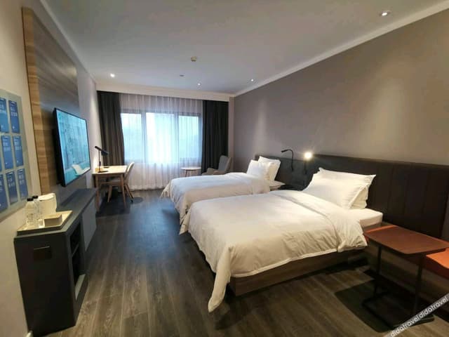 Business Room (2 beds)
