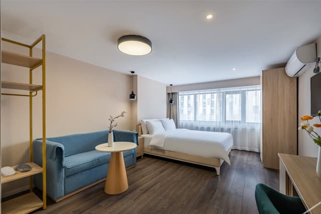 Business Double Bed