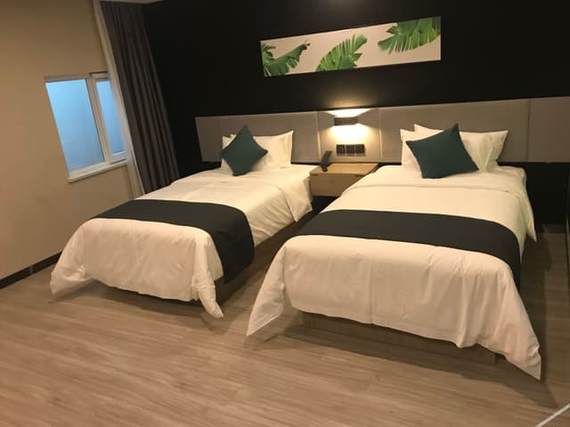 Guestroom (2 beds)
