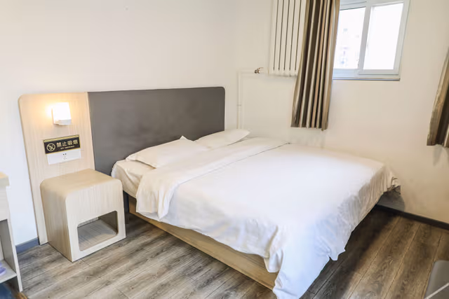 Boutique Queen Room