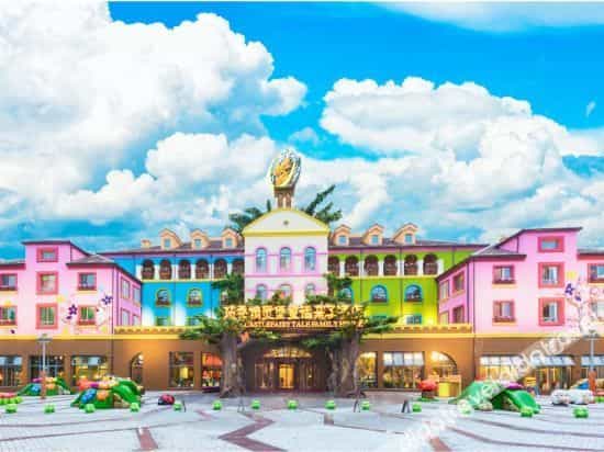 Elves Castle Fairy Tale Family Hotel