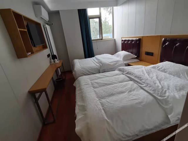 Deluxe Room (2 Beds)