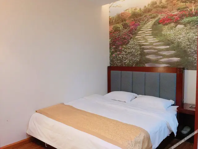 Cozy Double Room (No Window)