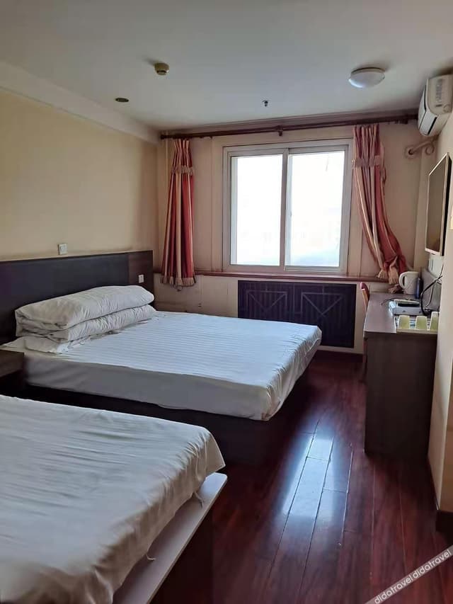Business Standard Room