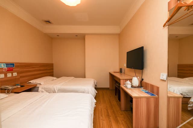 Twin Room (No window)