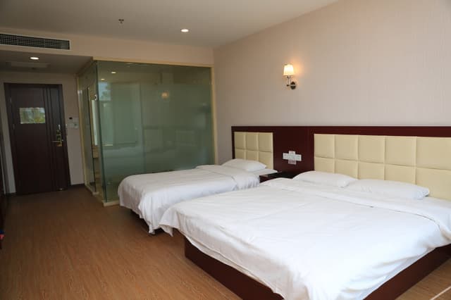Business Triple Room
