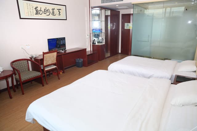 Business Triple Room