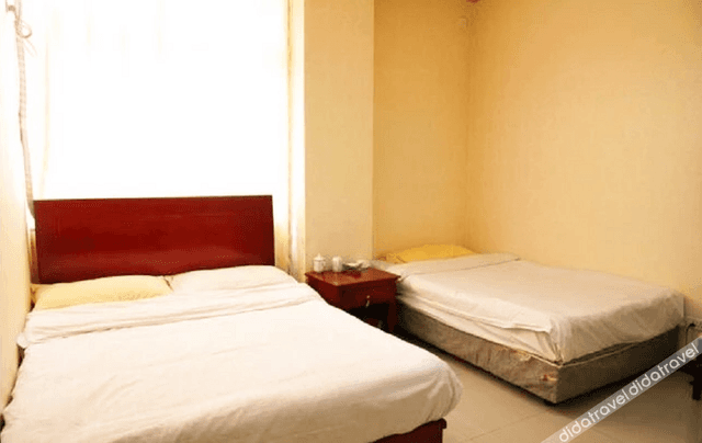 Cozy Triple Room