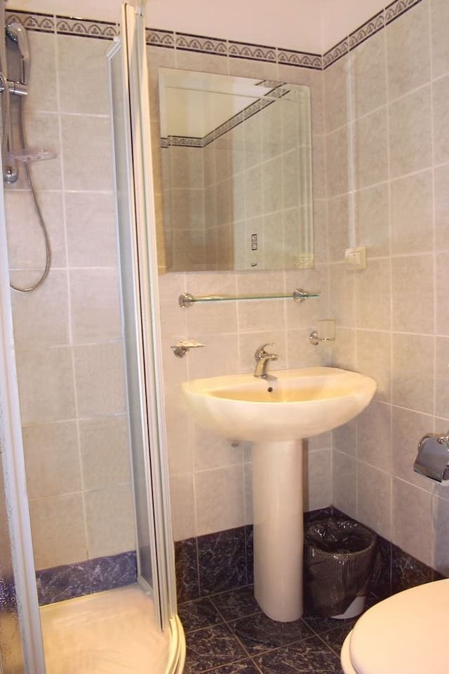 Double Room, Private Bathroom