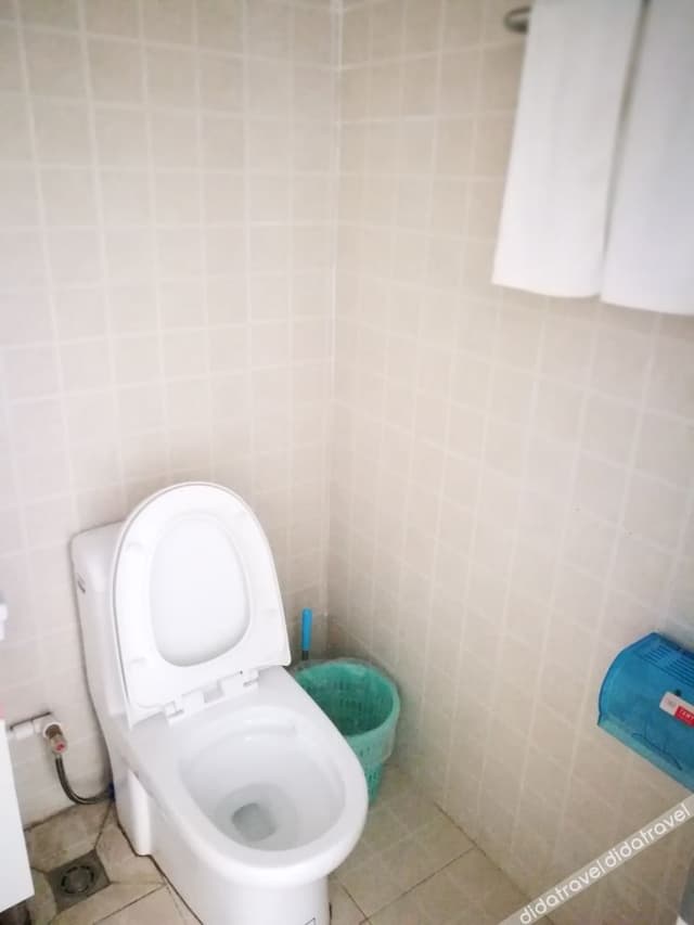 Deluxe 4-person Suite