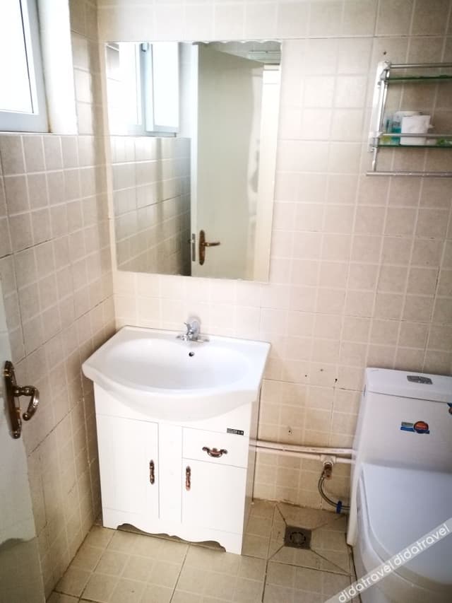 Deluxe 4-person Suite