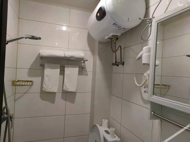 Budget Queen Room