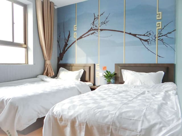 Deluxe Room (2 Beds)