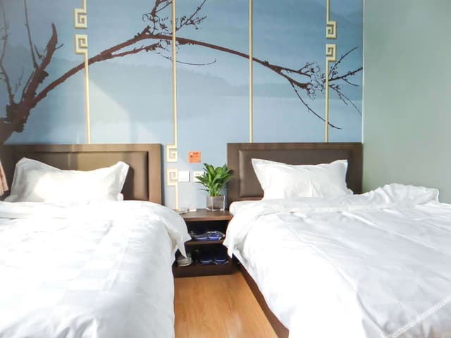 Deluxe Room (2 Beds)