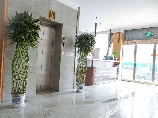 Homeinn Huayi Hotel (Beijing Pinggu Dama Huandao)2