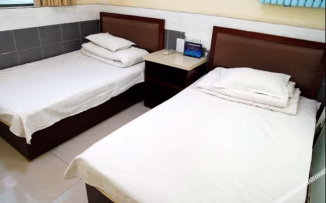 Standard Room (No Window)