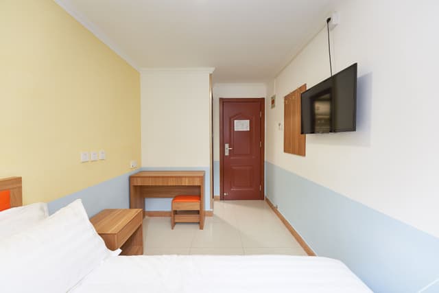Comfortable Big Bed Room