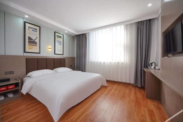 Selected Suite