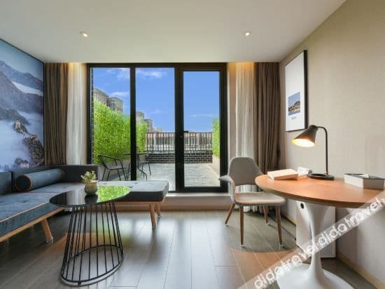 Guestroom - Courtyard-View (2 beds)