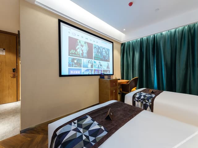 Business 2-bed Room