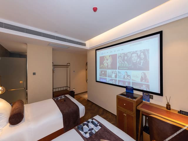 Business 2-bed Room