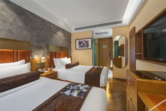Business 2-bed Room