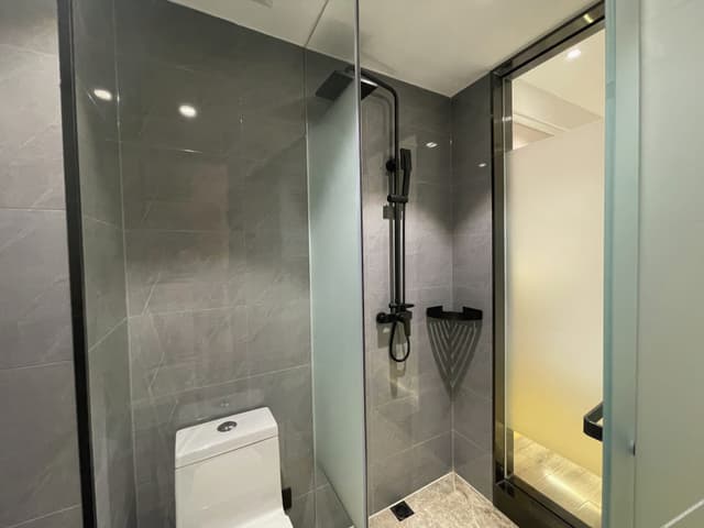 Business Room (2 beds)