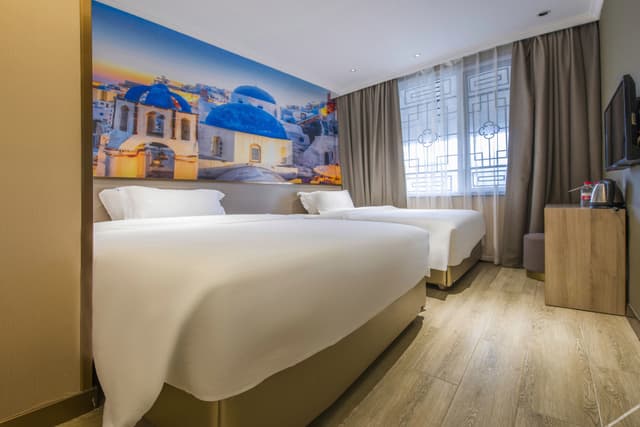 Xi'an Deluxe Twin Room