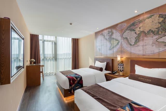 Feifan Deluxe Twin Room