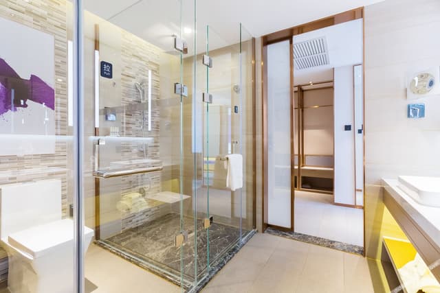 Premier Romantic Room