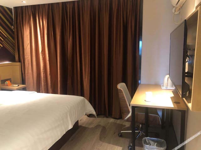 Xiao U Super Double Bed Room