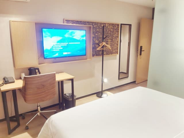 Xiao U Super Double Bed Room