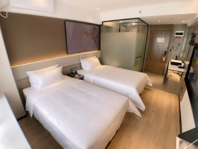 Cozy Room (2 Beds)
