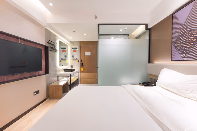 Cozy Double Room