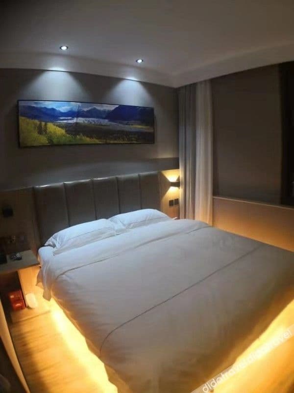 Guestroom (Tatami) (No Window)