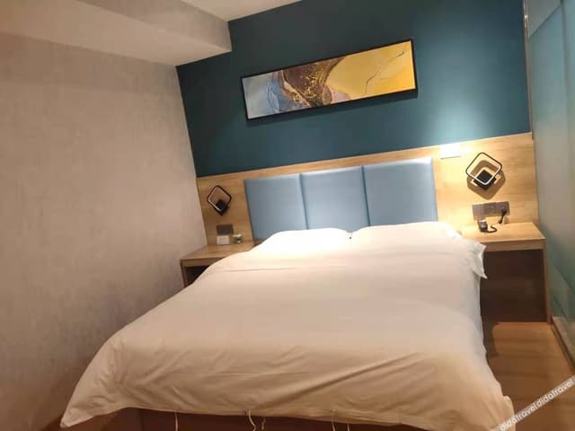 Selected Room (Double bed) (No window)