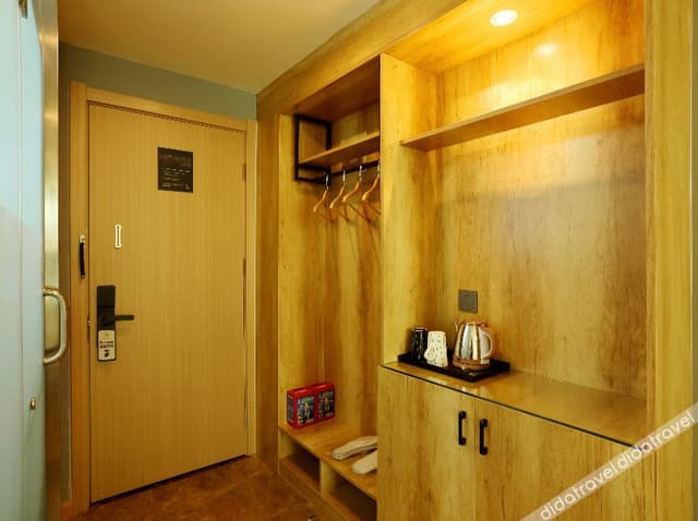Selected Room (Double bed) (No window)