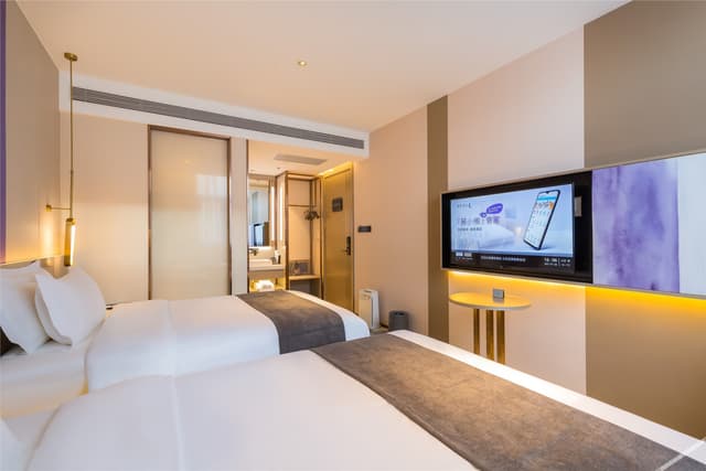 Deluxe 2-bed Room