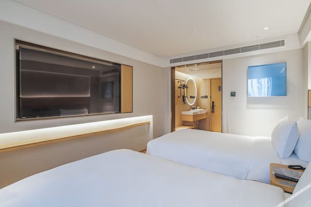 2-bed Room