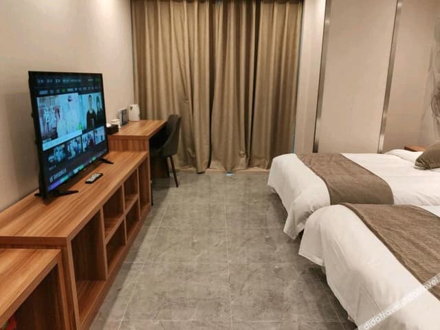 Business Standard Room