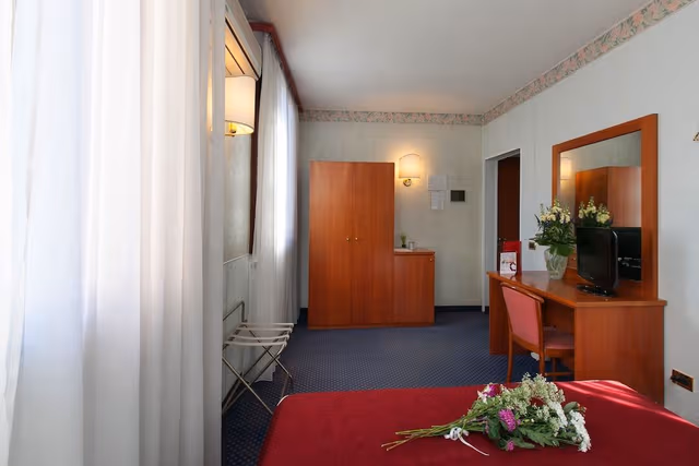 Classic Triple Room