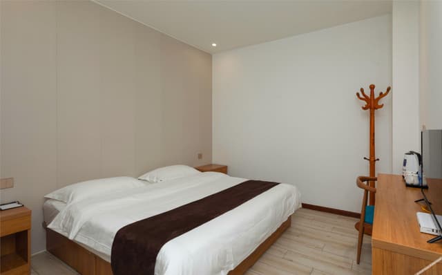 Basic Double Room