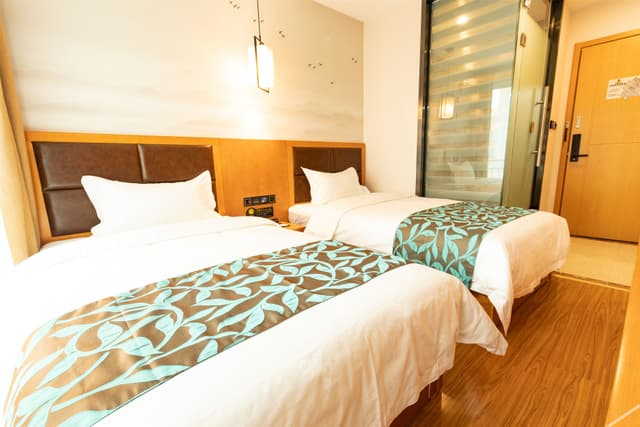 Business 2-bed Room