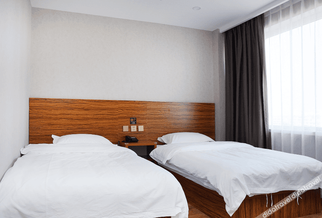 Standard Room (2 Beds)