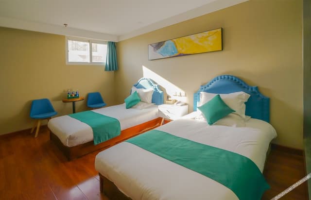 Cozy Room (2 beds)