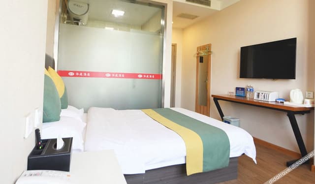 Cozy Double Room