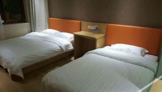 Business Standard Room