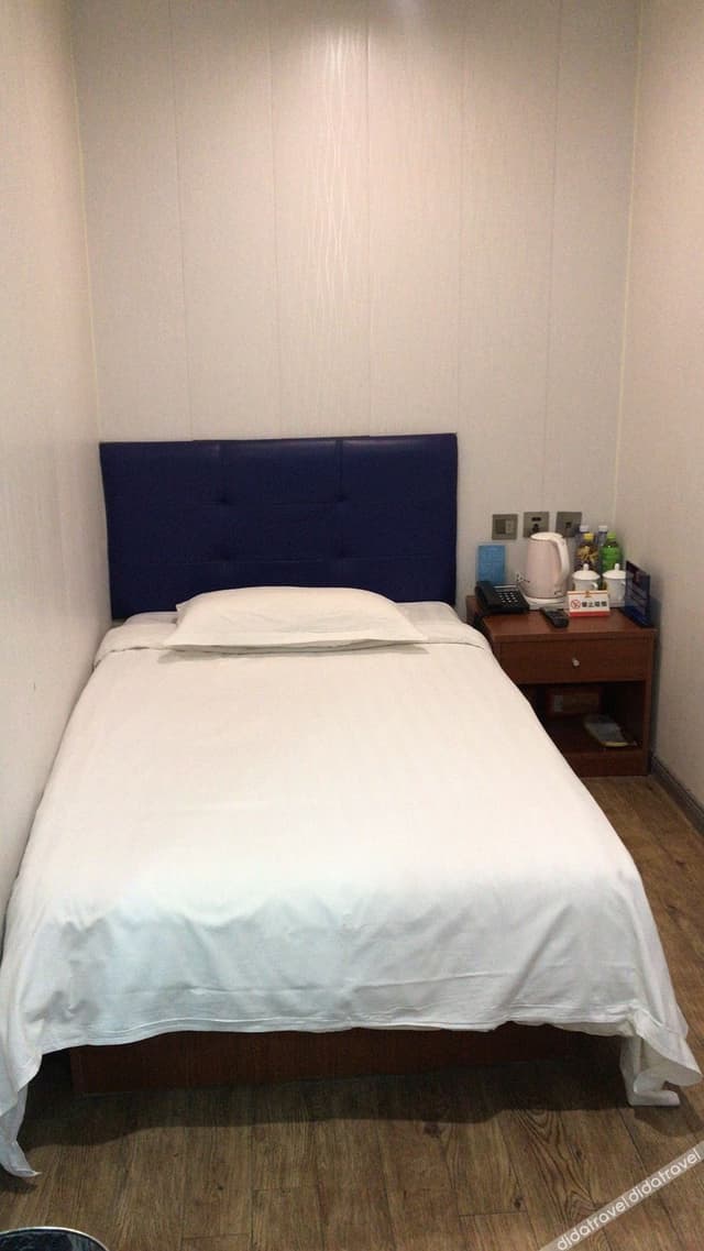 Guestroom - Single Occupancy (No window)