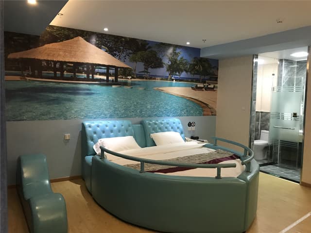 Selected Business Room