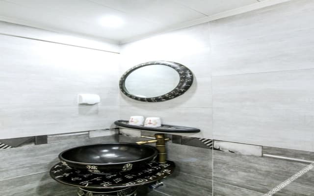 Boutique Room (2 beds)